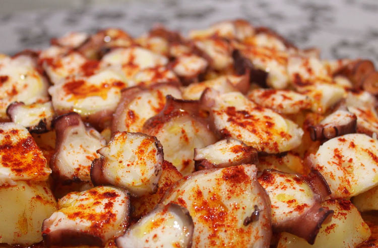 pulpo-con-pimenton-aove ecologico biodinámico cortijo el puerto
